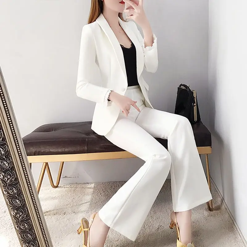 Blazer and White Trouser Suit  - Women Formal Wear Korean 评论和价格