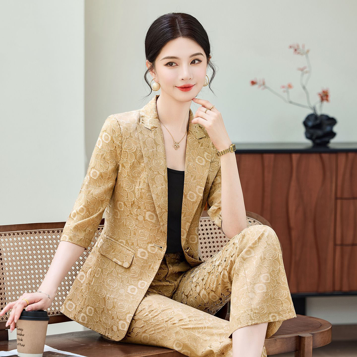 Fashion Apricot Half Sleeve Pr - Women Formal Wear Blazers 评论和价格