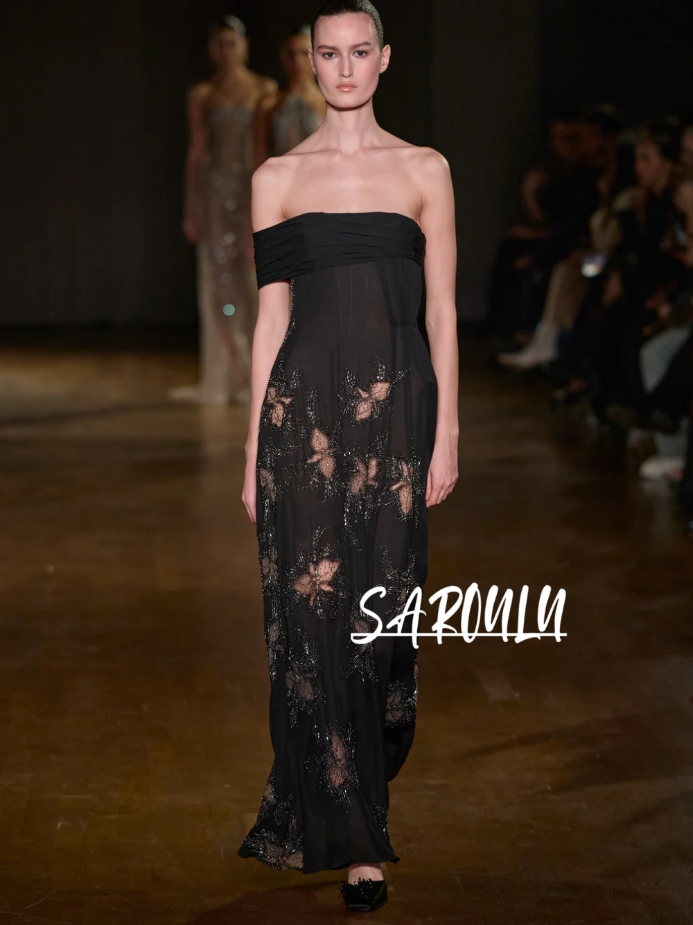 Black One Shoulder Evening Dre - Women Formal Wear Dubai 评论和价格