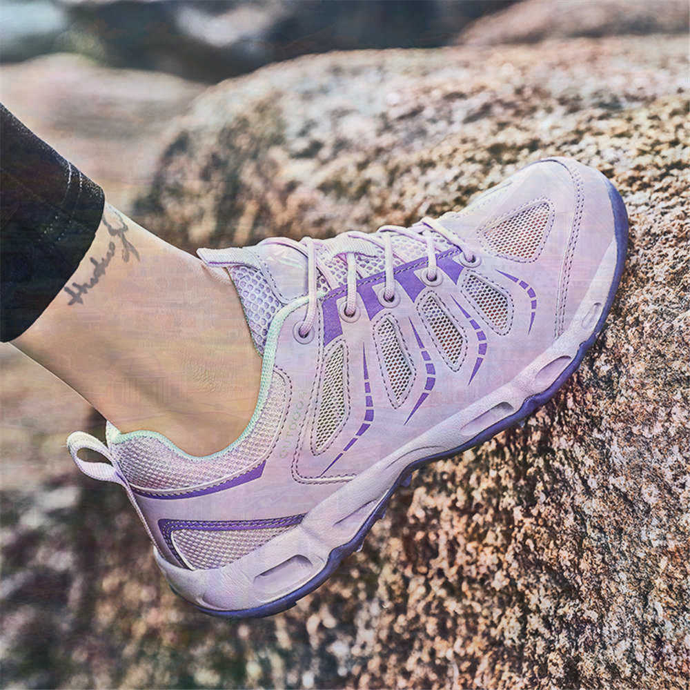 Sumer Round Tip Silver Sneaker - Women'S Formal Wear For A Wedding 评论和价格