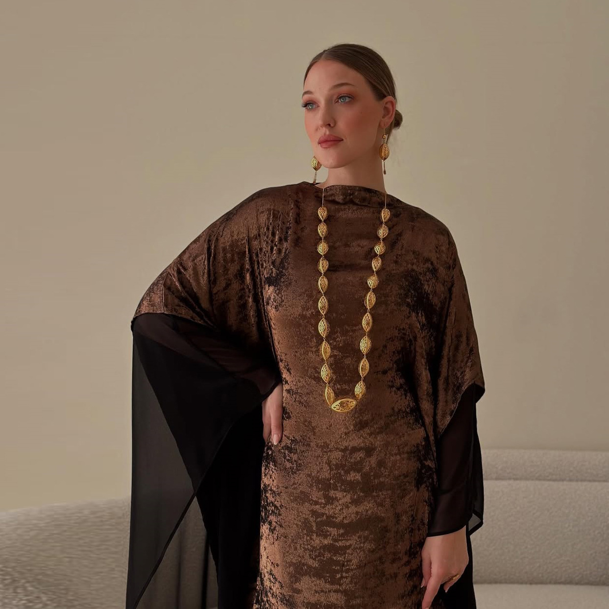 Modest Metallic Abaya Evening  - Women Formal Wear Dubai 评论和价格