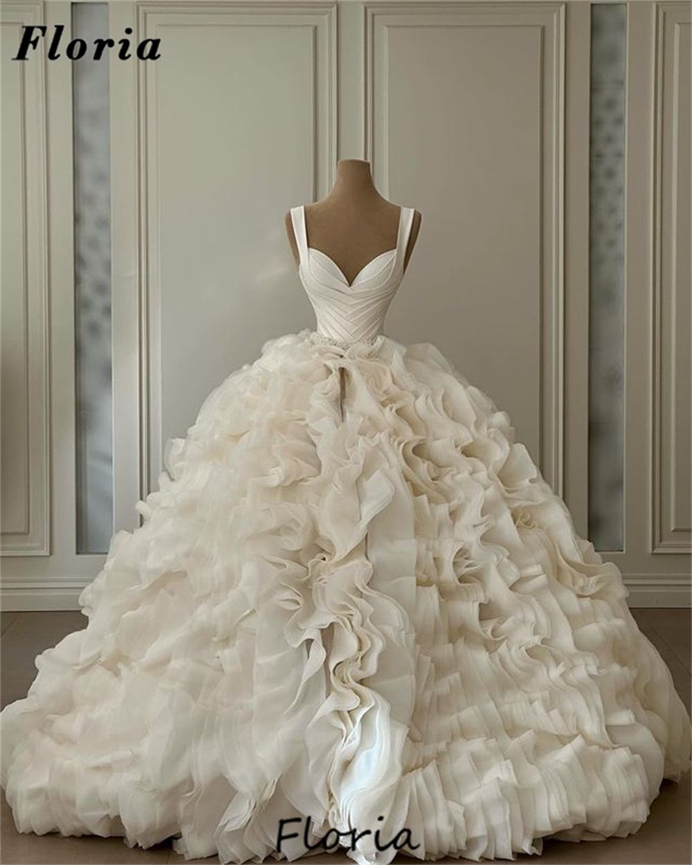 Ruffles Ball Gown Wedding Dres - Women Formal Wear Dubai 评论和价格